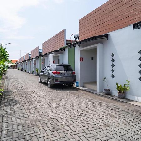 Hotel Koolkost Syariah Near Transmart Tegal Zewnętrze zdjęcie